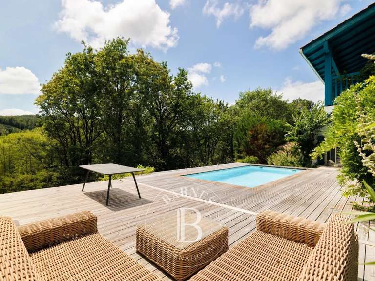 Maison Arcangues - 4 chambres - 180m²