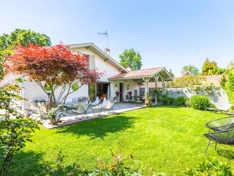 House Arcangues - 3 bedrooms - 160m²