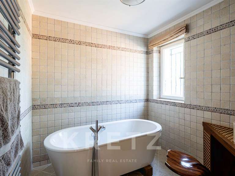 Maison Arcangues - 6 chambres - 315m²