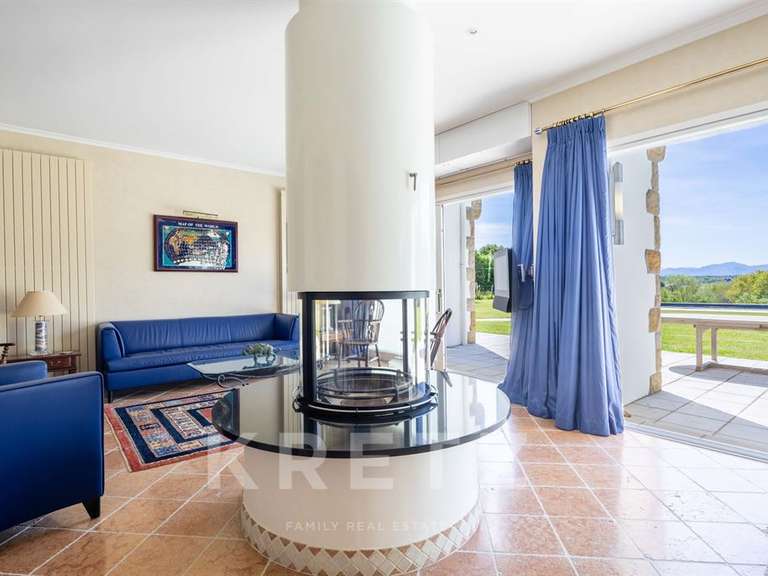 Maison Arcangues - 6 chambres - 315m²