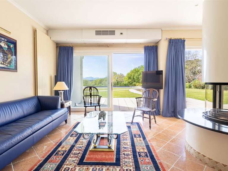 Maison Arcangues - 6 chambres - 315m²
