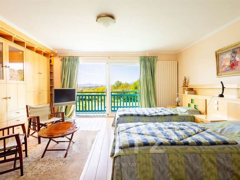 Maison Arcangues - 6 chambres - 315m²