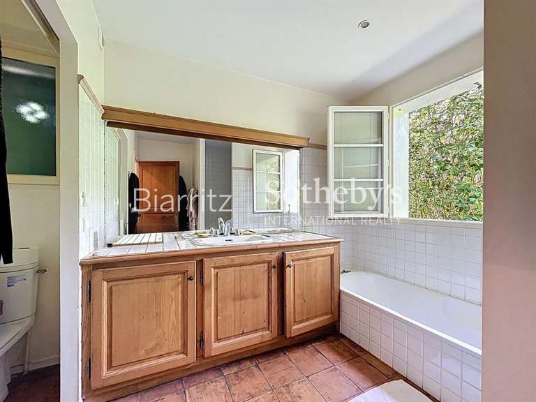 Maison Arcangues - 5 chambres - 225m²