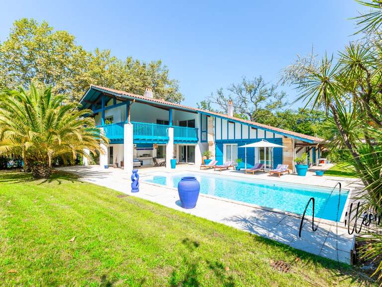House Arcangues - 5 bedrooms - 300m²