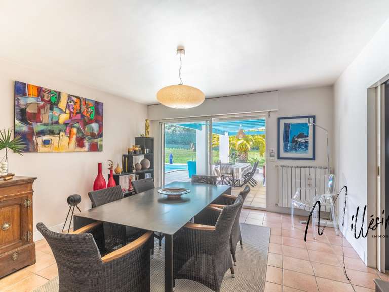 House Arcangues - 5 bedrooms - 300m²