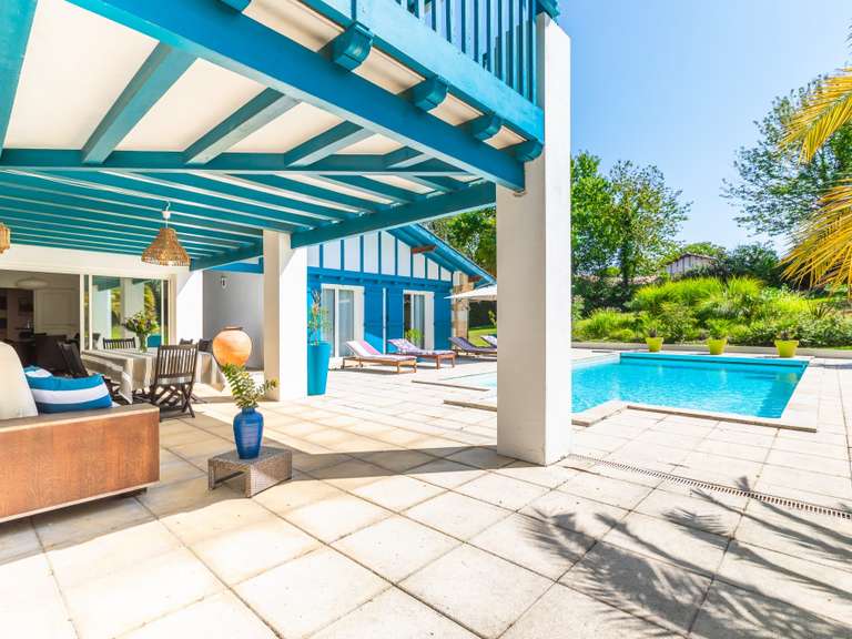 House Arcangues - 5 bedrooms - 300m²