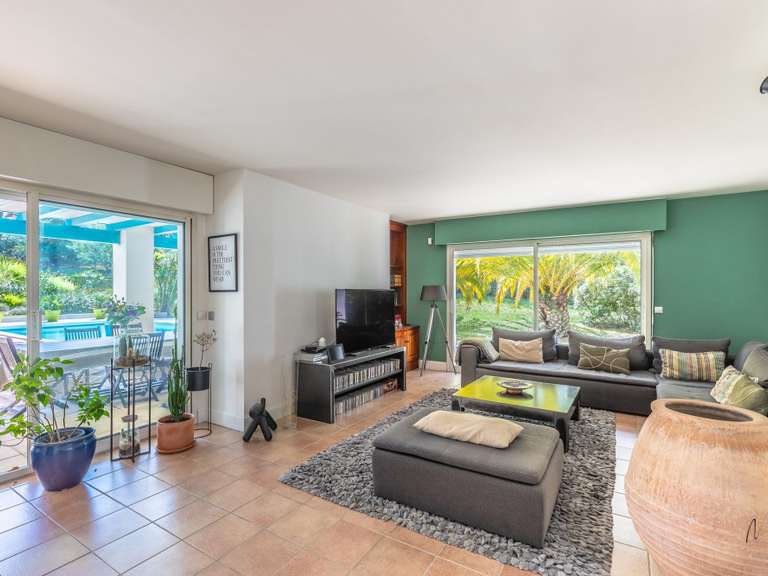 Maison Arcangues - 5 chambres - 300m²