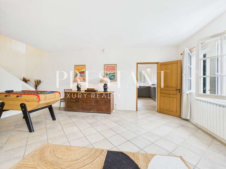 Maison Arcangues - 5 chambres - 250m²