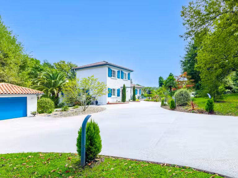 Maison Arcangues - 5 chambres - 200m²