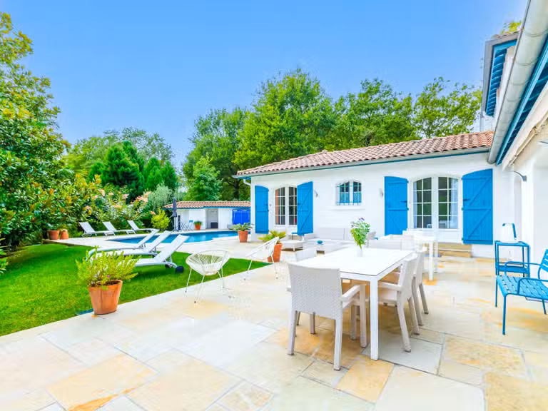 Maison Arcangues - 5 chambres - 200m²