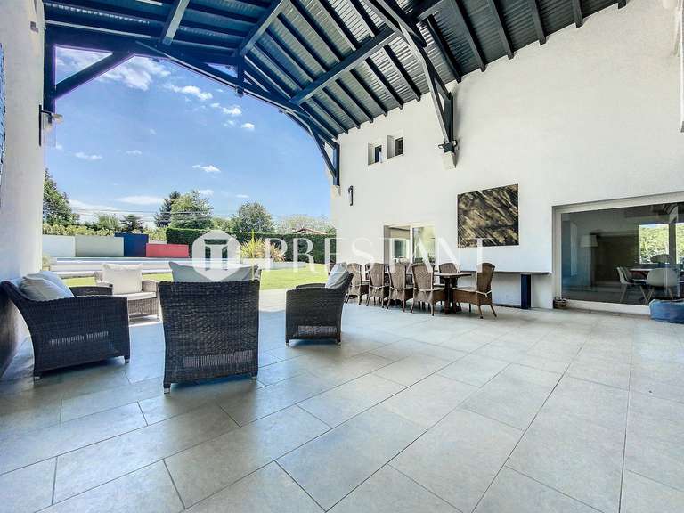 Maison Arcangues - 6 chambres - 301m²