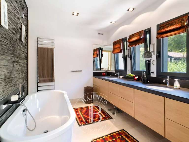 Maison Arcangues - 5 chambres - 480m²