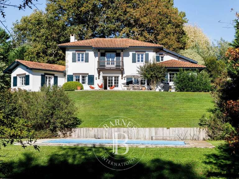 Maison Arcangues - 5 chambres - 250m²