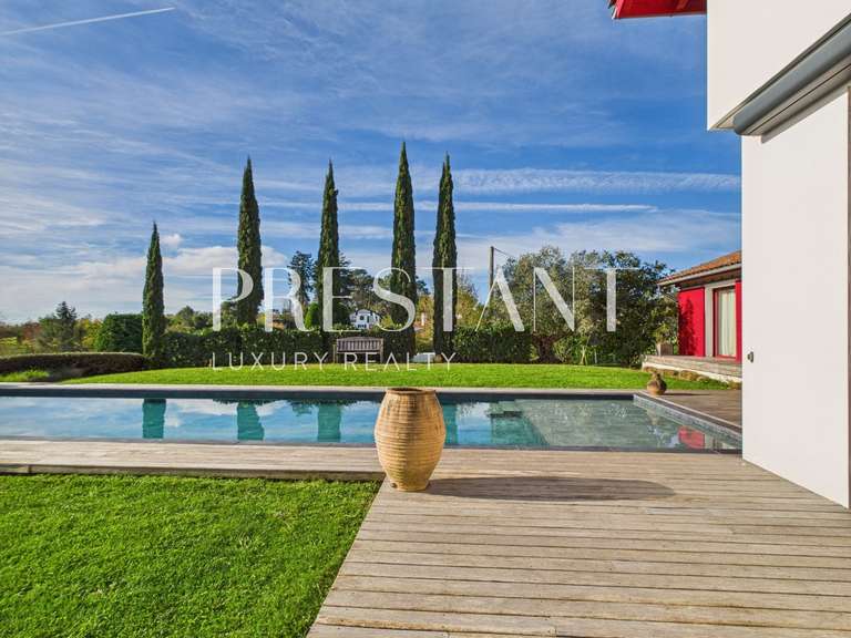 Maison Arcangues - 3 chambres - 220m²