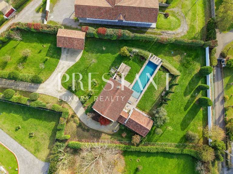 Maison Arcangues - 3 chambres - 220m²