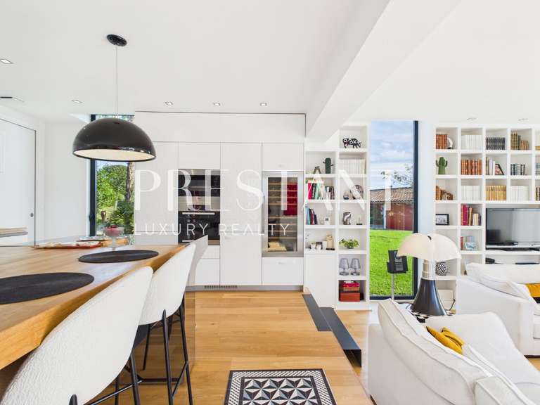 Maison Arcangues - 3 chambres - 220m²