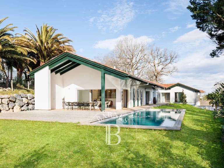 Maison Arcangues - 5 chambres - 387m²