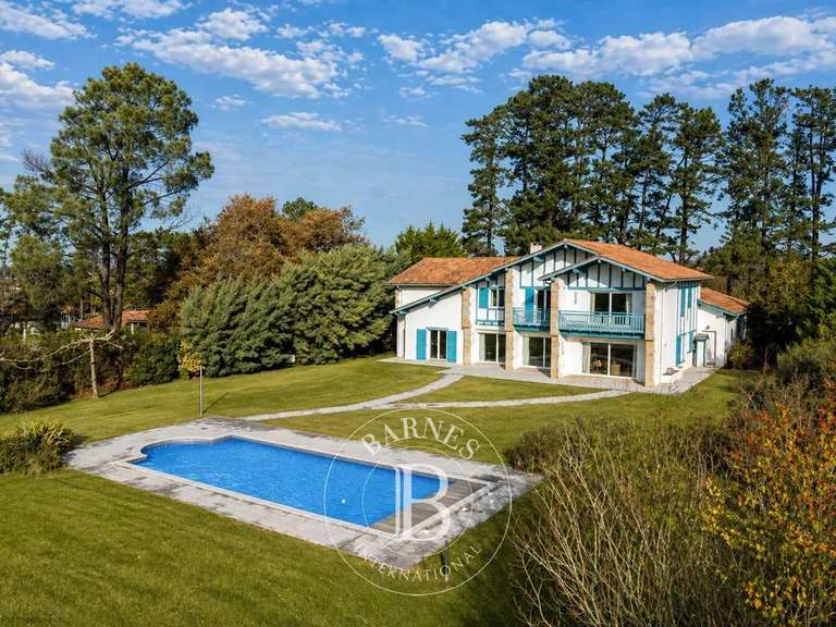 Maison Arcangues - 6 chambres - 312m²