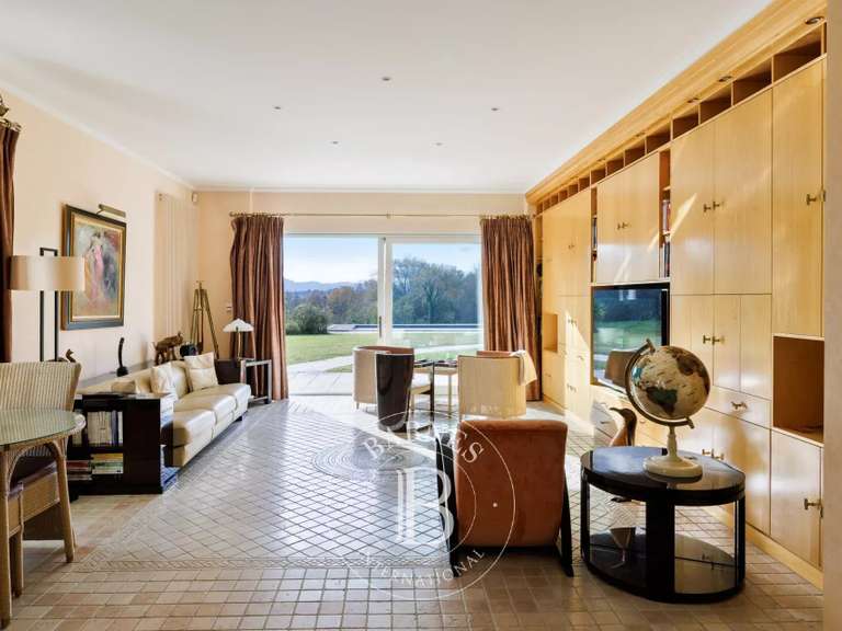 House Arcangues - 6 bedrooms - 312m²