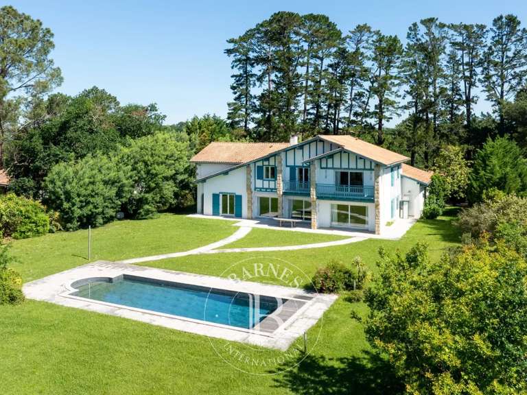 Maison Arcangues - 6 chambres - 312m²