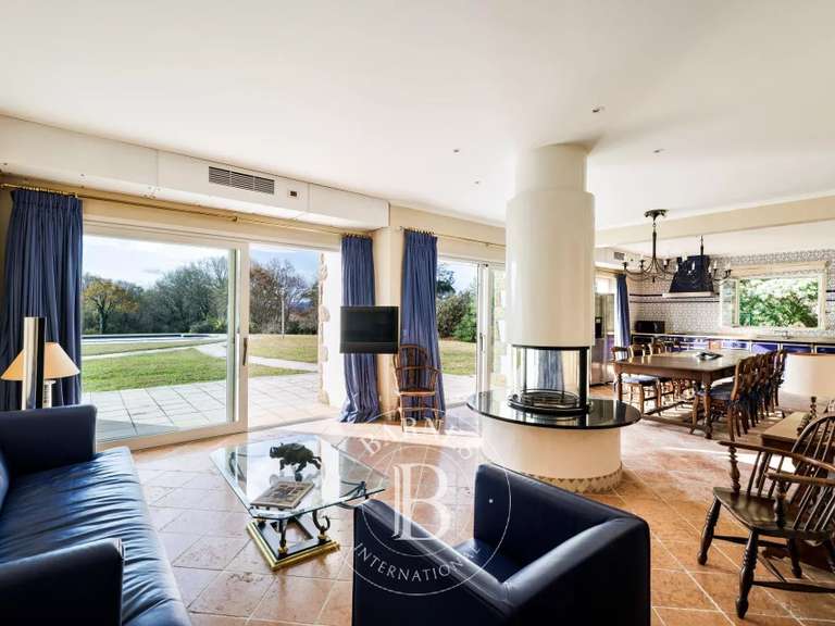 House Arcangues - 6 bedrooms - 312m²