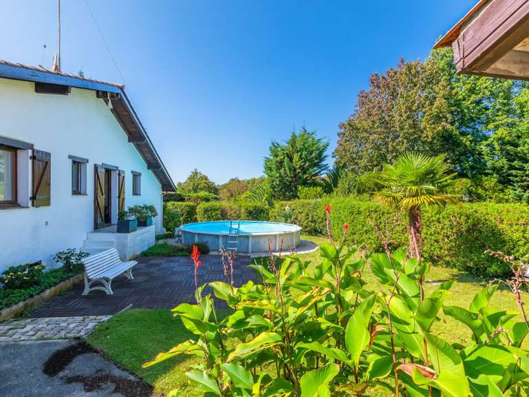 House Arcangues - 4 bedrooms - 136m²