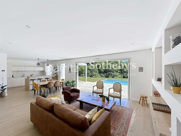 House Arcangues - 7 bedrooms - 260m²