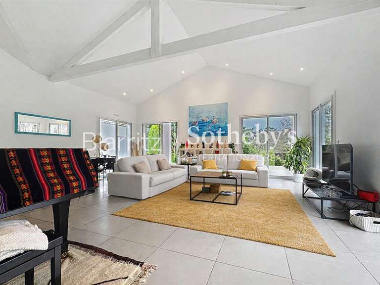 House Arcangues - 4 bedrooms - 154m²