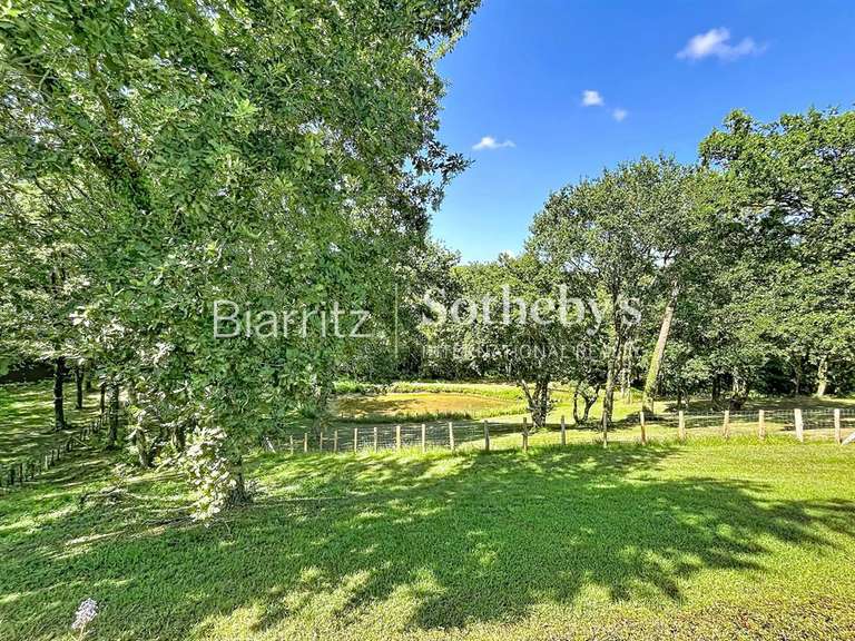 House Arcangues - 4 bedrooms - 154m²