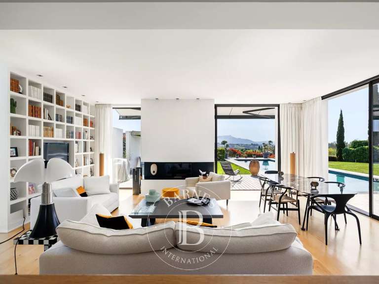 Maison Arcangues - 3 chambres - 220m²