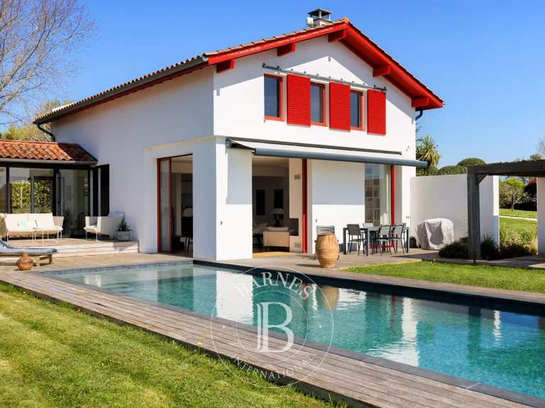 Maison Arcangues - 3 chambres - 220m²