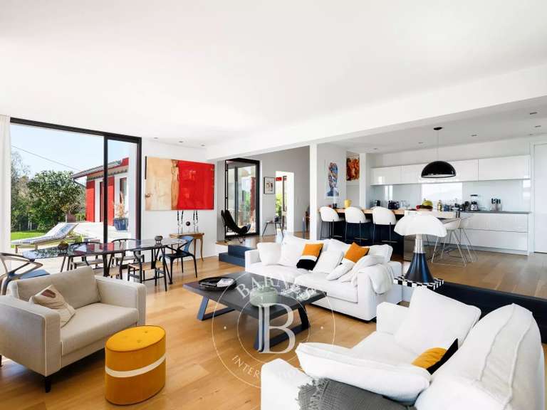 Maison Arcangues - 3 chambres - 220m²