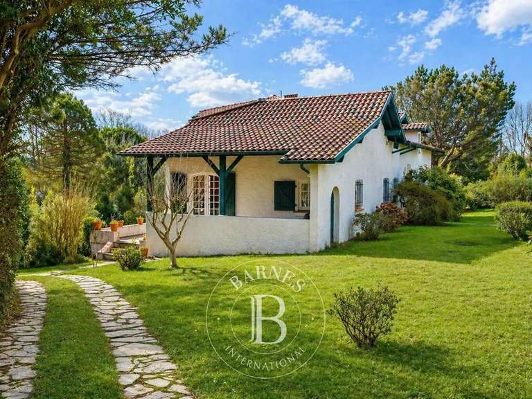 Maison Arcangues - 4 chambres - 194m²