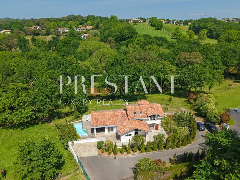 Maison Arcangues - 4 chambres - 152m²