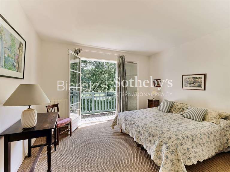 Maison Arcangues - 5 chambres - 225m²