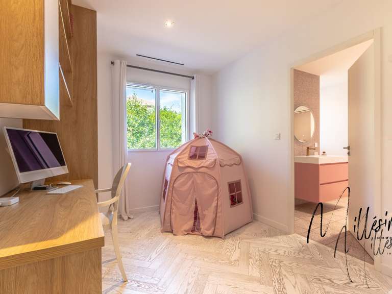 House Arcangues - 4 bedrooms - 214m²