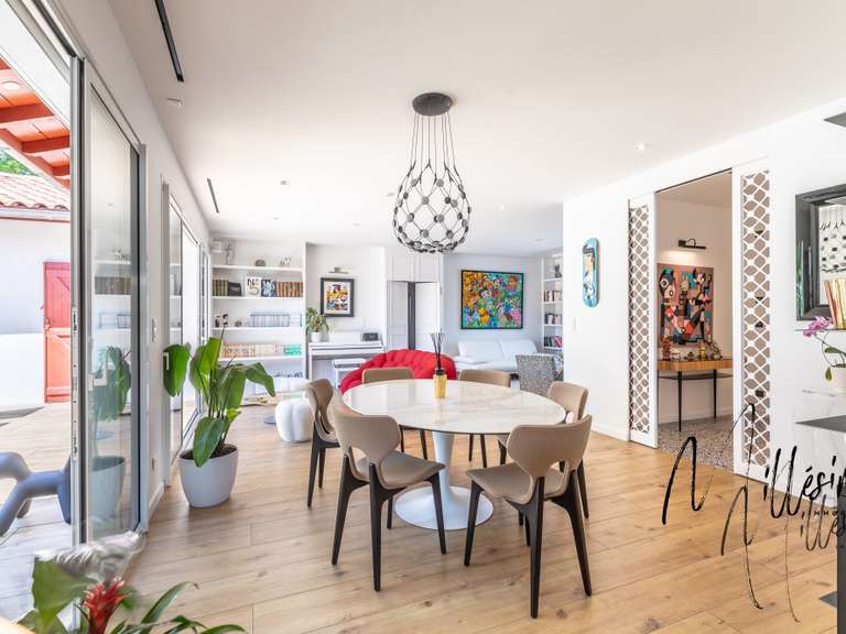 House Arcangues - 4 bedrooms - 214m²