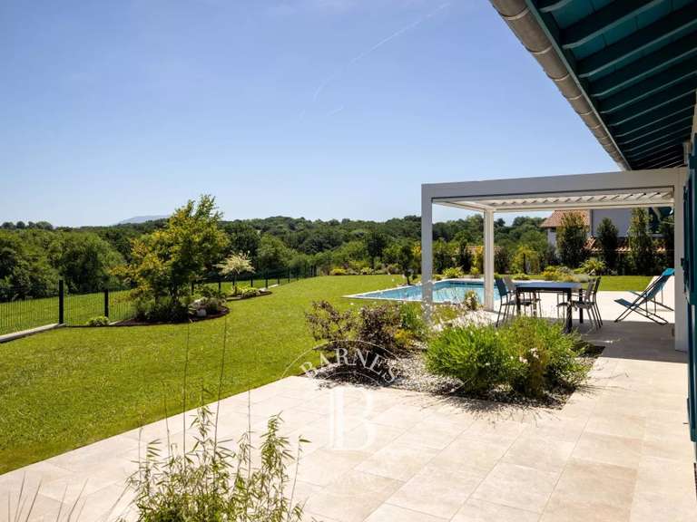 Maison Arcangues - 260m²