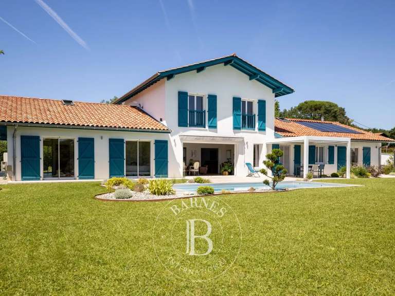 Maison Arcangues - 260m²