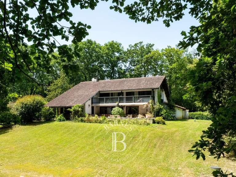 Maison Arcangues - 5 chambres - 300m²