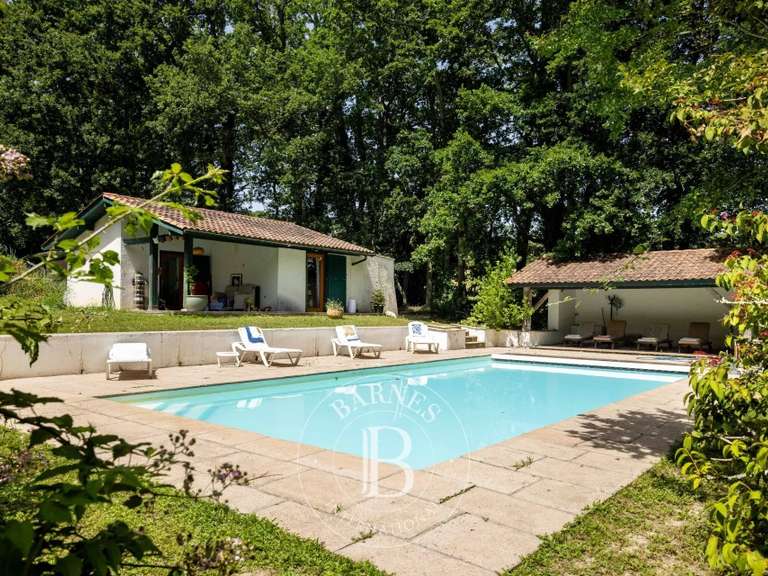 Maison Arcangues - 5 chambres - 300m²