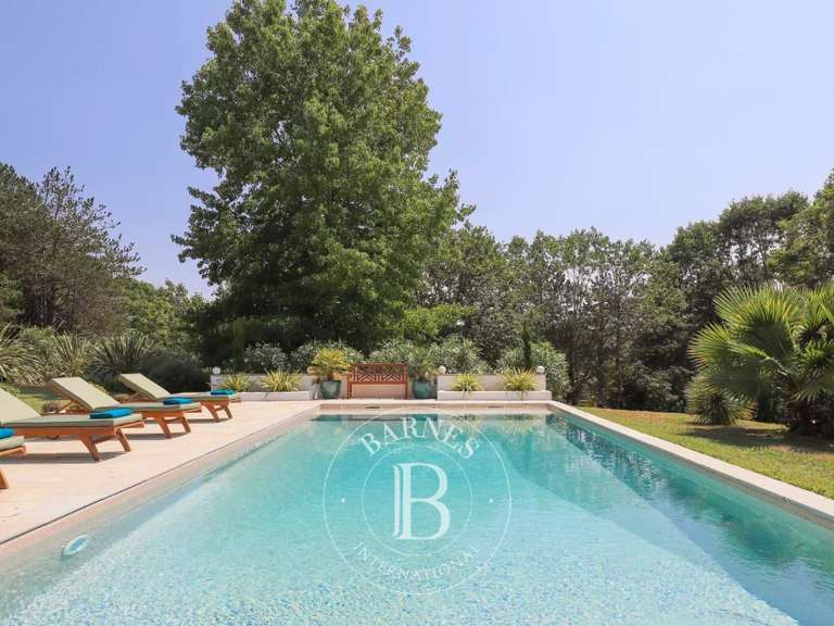 House Arcangues - 6 bedrooms - 380m²