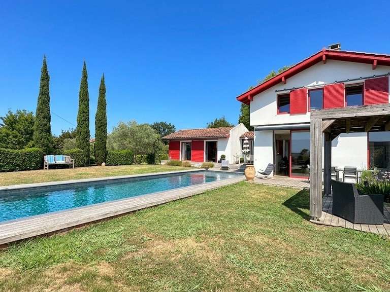 Maison Arcangues - 3 chambres - 220m²