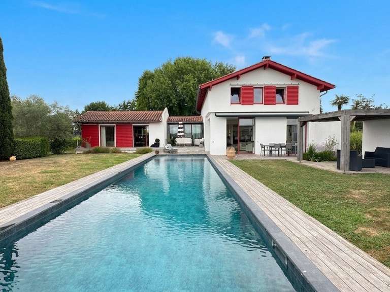 Maison Arcangues - 3 chambres - 220m²