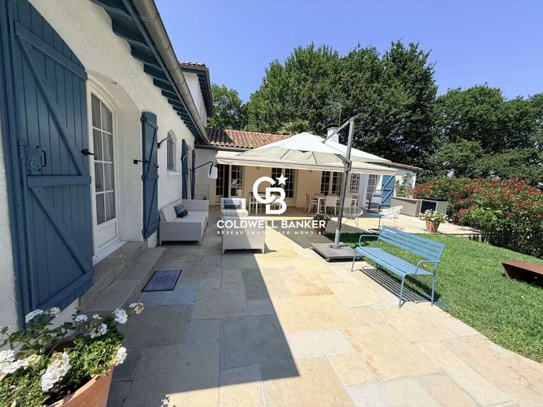 Maison Arcangues - 4 chambres - 200m²