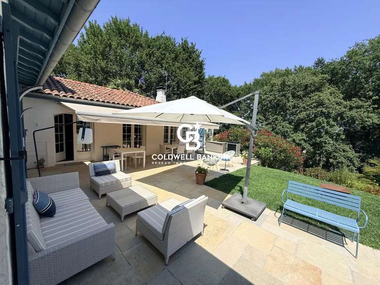 Maison Arcangues - 4 chambres - 200m²