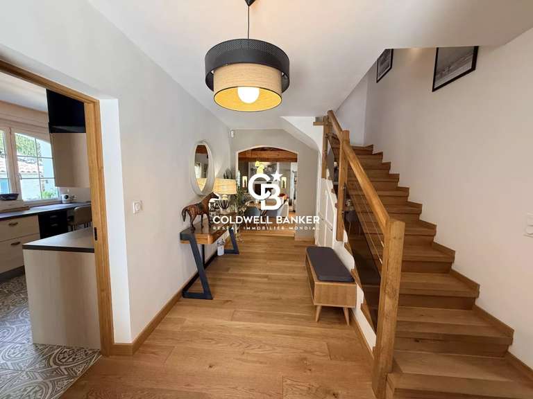 Maison Arcangues - 4 chambres - 200m²