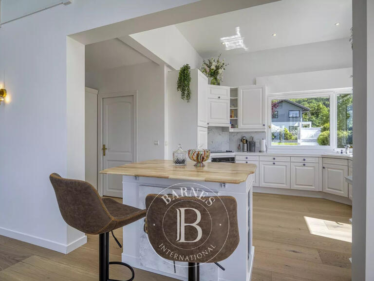 Maison Archamps - 4 chambres - 350m²