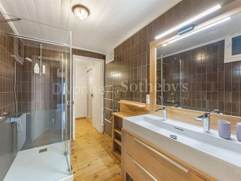 House Archamps - 4 bedrooms - 200m²