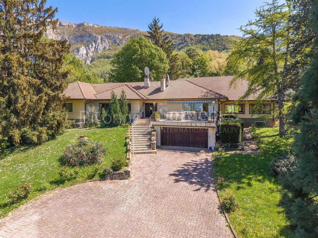 Maison Archamps